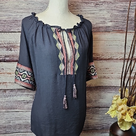JohnPaulRichard Tops - JOHN PAUL RICHARD BLACK EMBRODERED BOHO PULLOVER TOP
